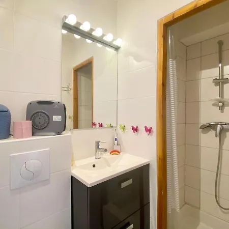 Apartment Isola Front De Neige -